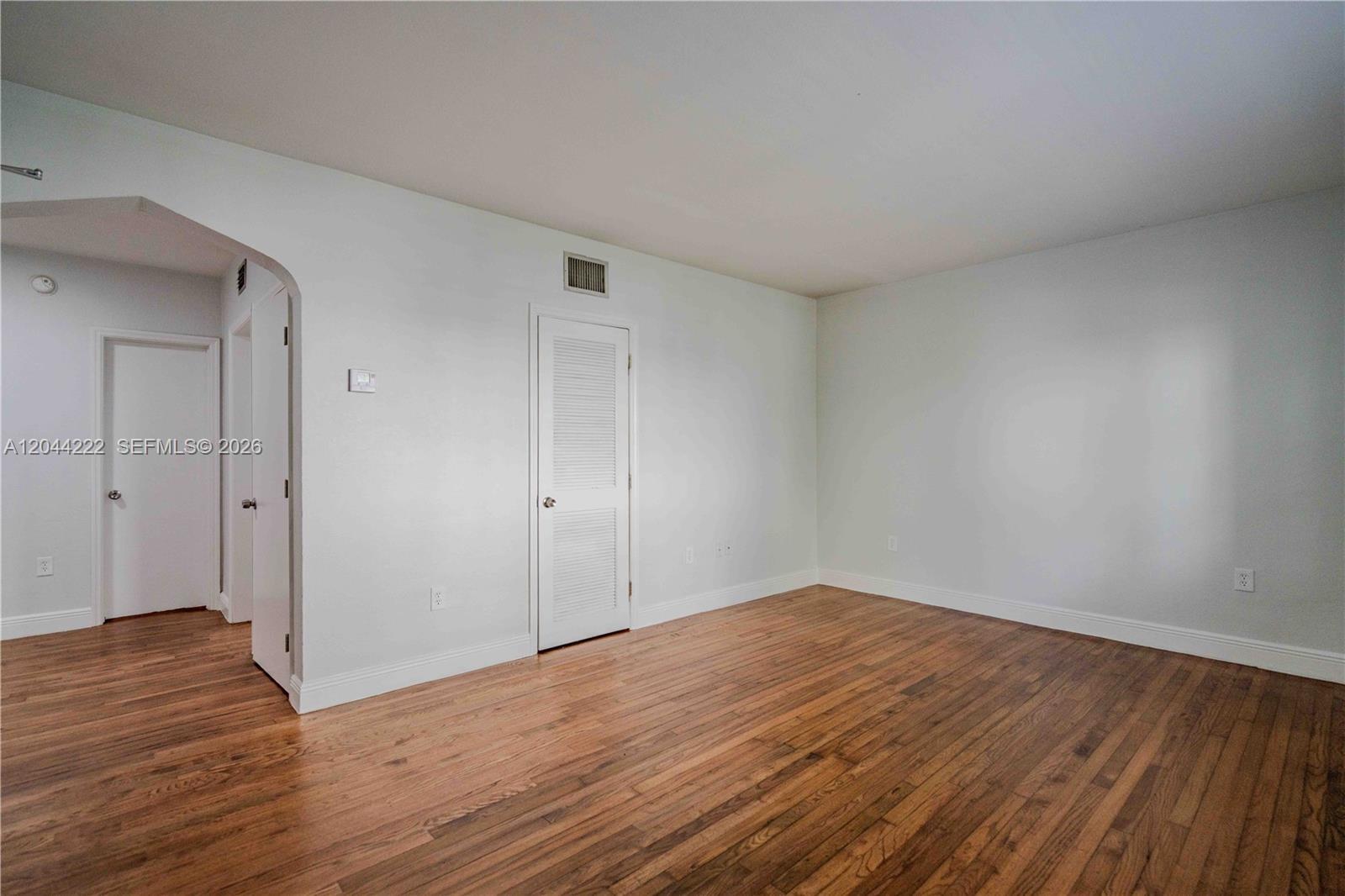 1011 Bay Dr # 106, Miami Beach FL 33141 photo 3