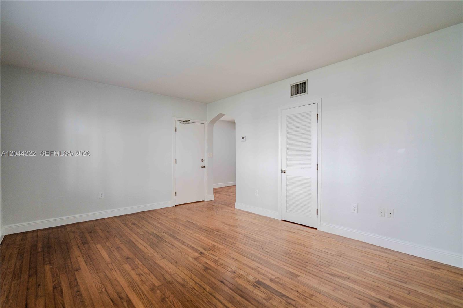 1011 Bay Dr # 106, Miami Beach FL 33141 photo 4