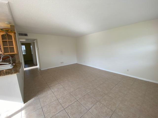 183 Andover H, West Palm Beach FL 33417 photo 4