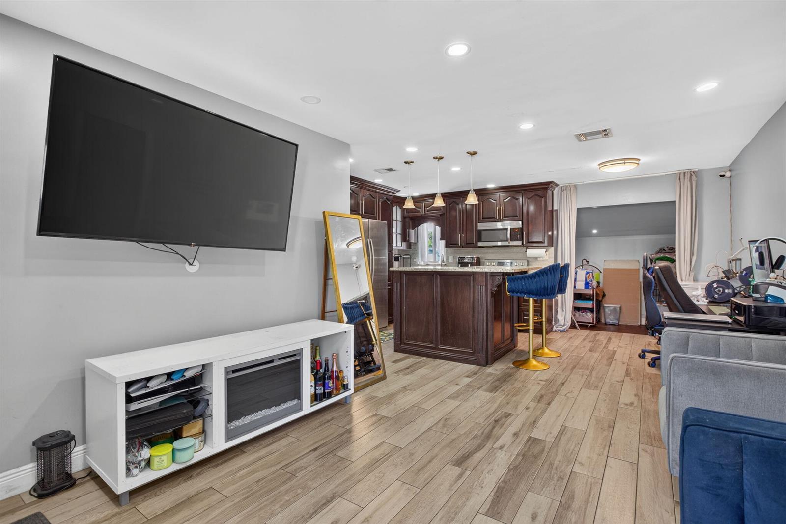 1871 NW 33rd Avenue, Lauderhill FL 33311 photo 3