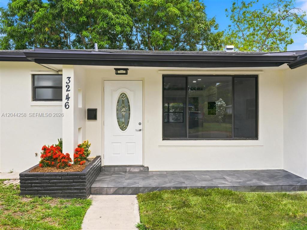 3246 Buchanan St, Hollywood FL 33021 photo 3