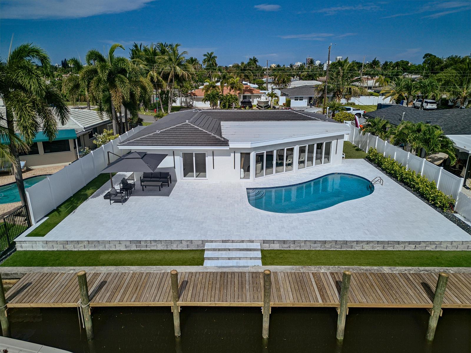 411 SE 2nd Avenue, Pompano Beach FL 33060 photo 3