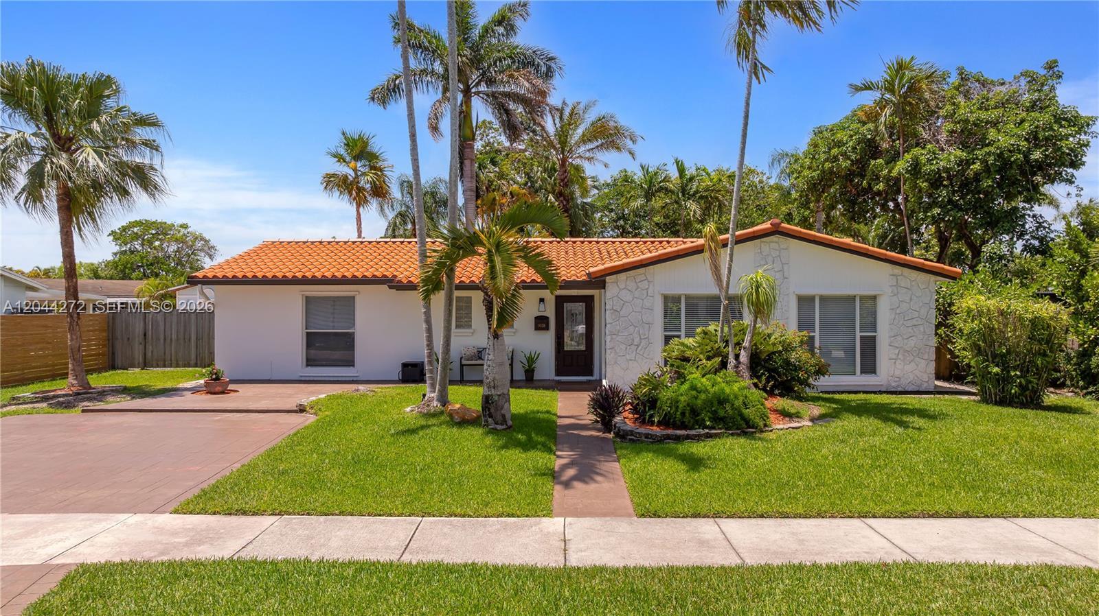 9030 SW 184th Ter, Cutler Bay FL 33157