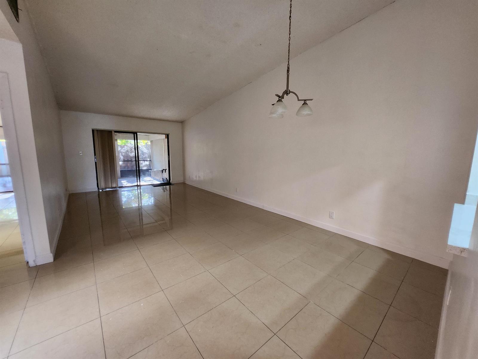 903 NW 79th Terrace, Plantation FL 33324 photo 2