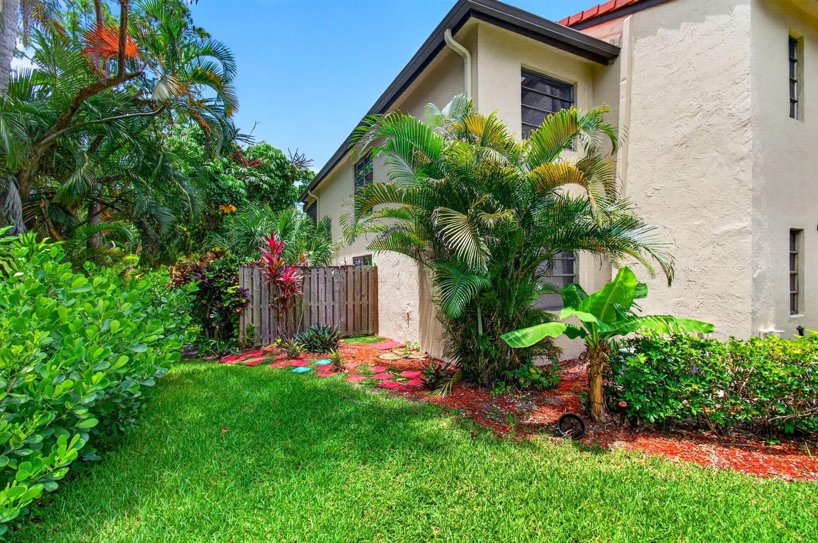 8460 Casa Del Lago, Boca Raton FL 33433 photo 5