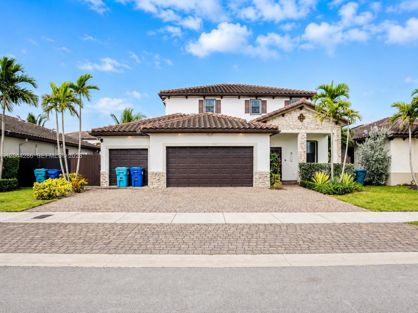 22886 SW 128th Pl, Miami FL 33170