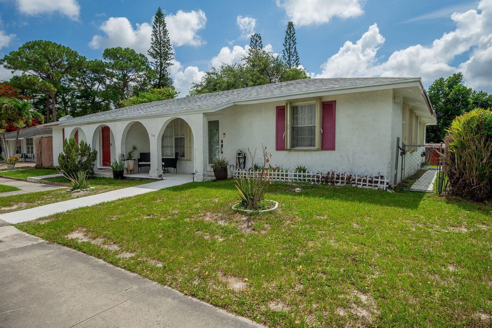 799 Ilene Road E, West Palm Beach FL 33415 photo 2