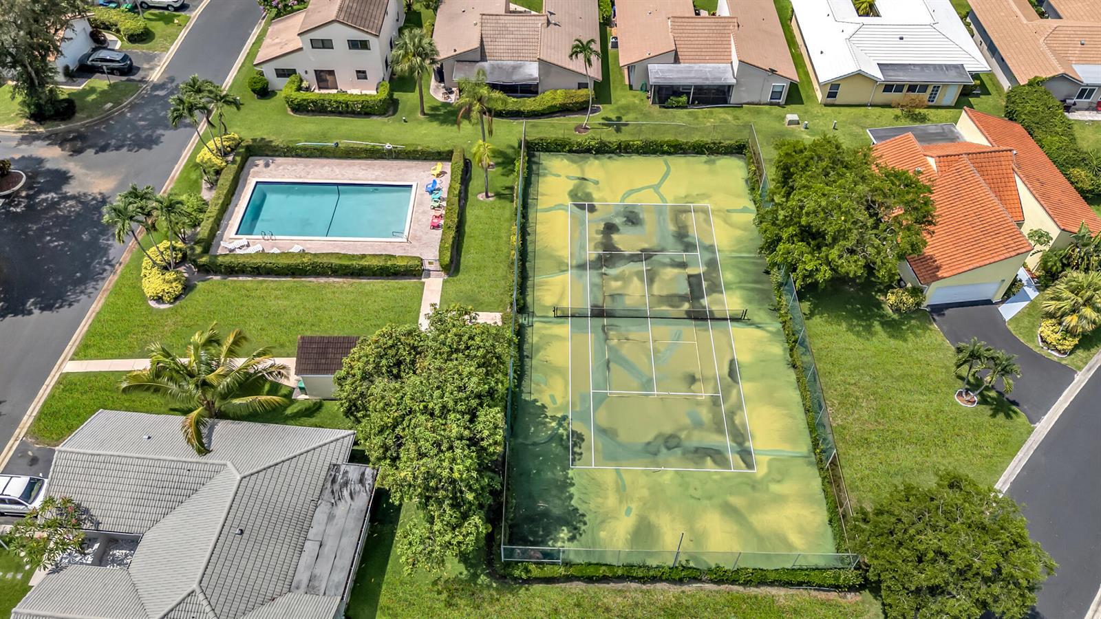 1273 Spring Cir Drive, Coral Springs FL 33071 photo 5