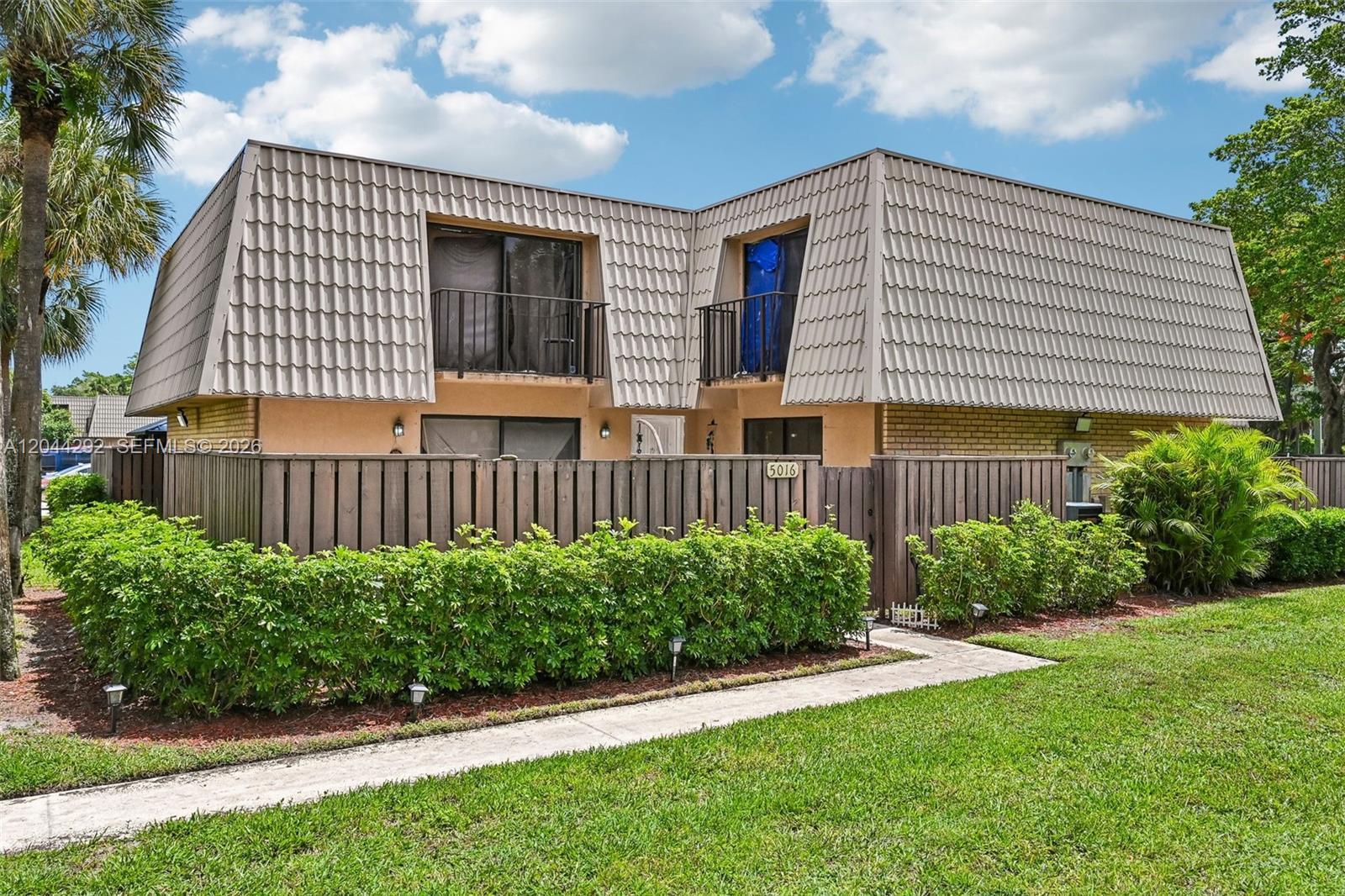 5016 50th Way, West Palm Beach FL 33409 photo 3