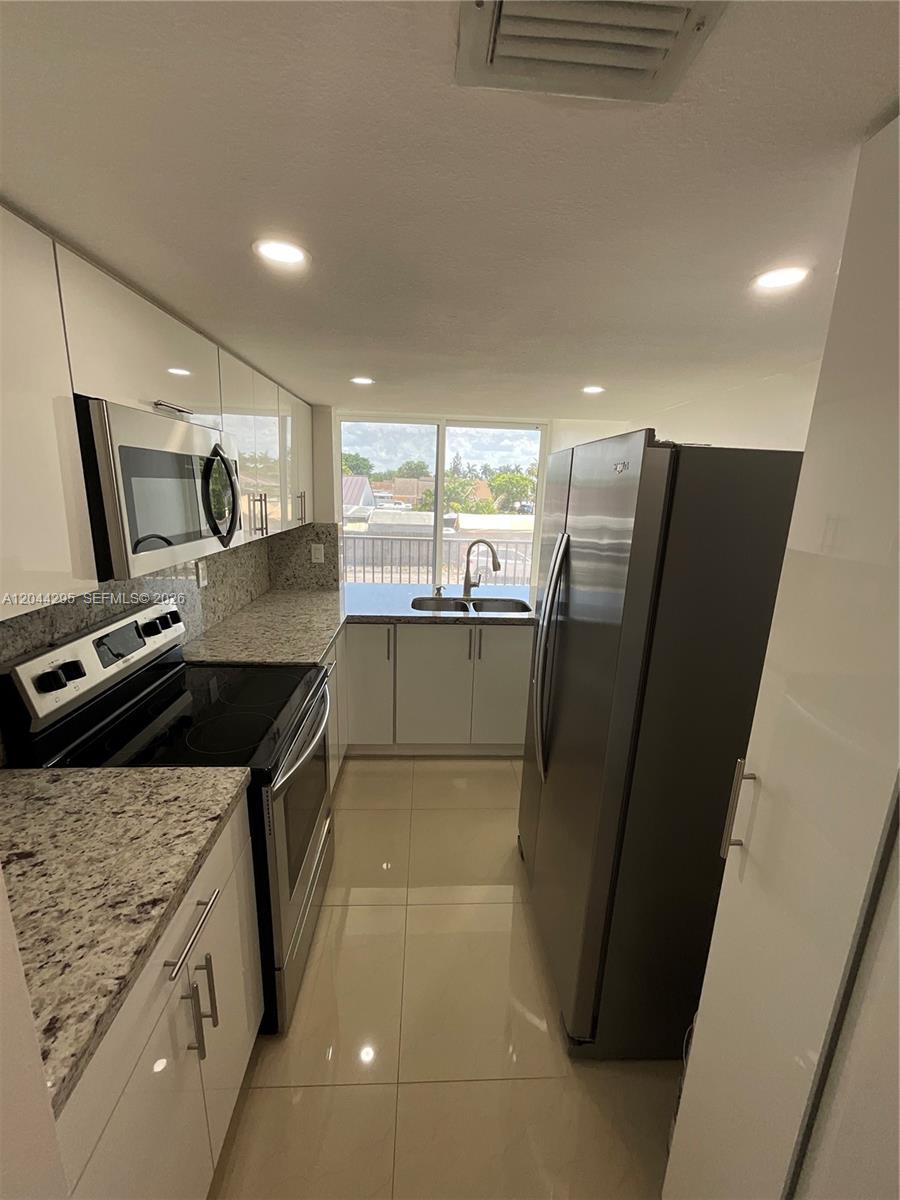 9441 SW 4th St # 214, Miami FL 33174 photo 5