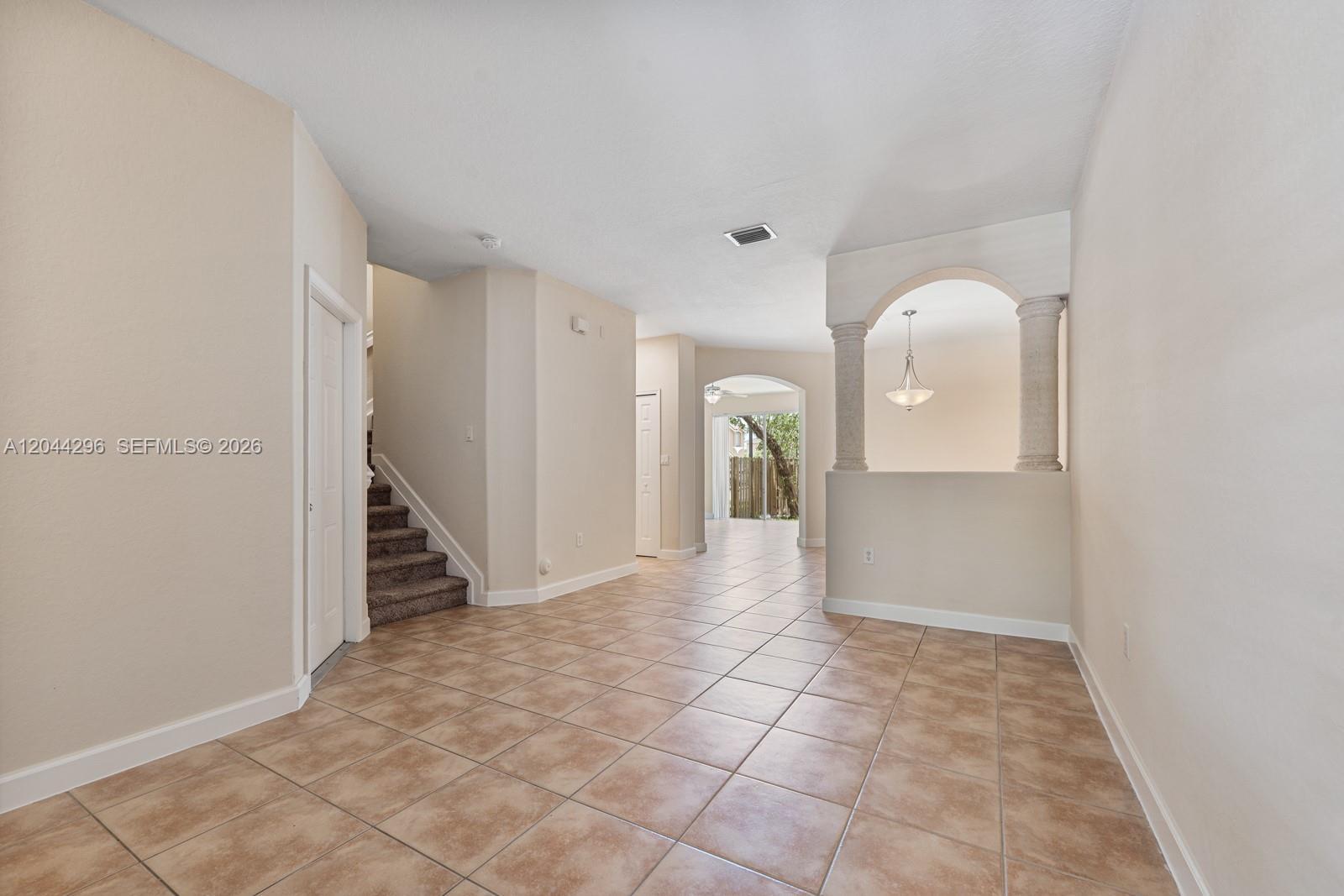 1452 SE 25th Ave, Homestead FL 33035 photo 2