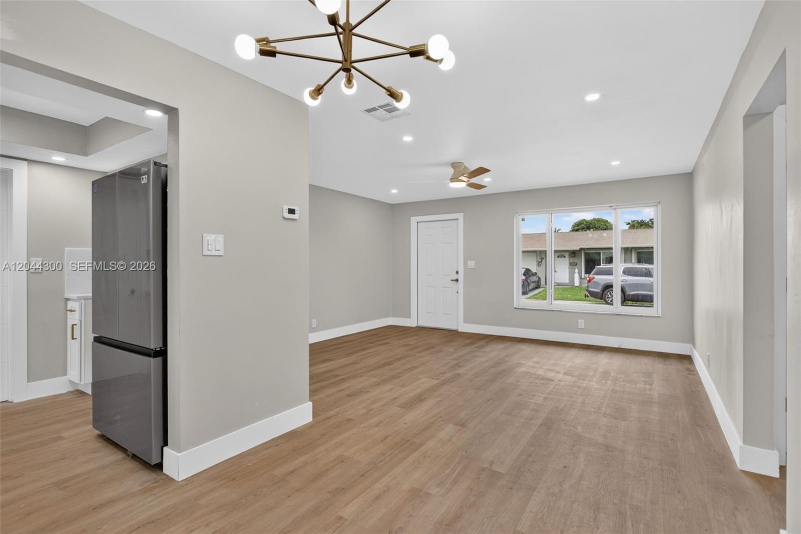 5711 NW 48th Ter, Tamarac FL 33319 photo 3