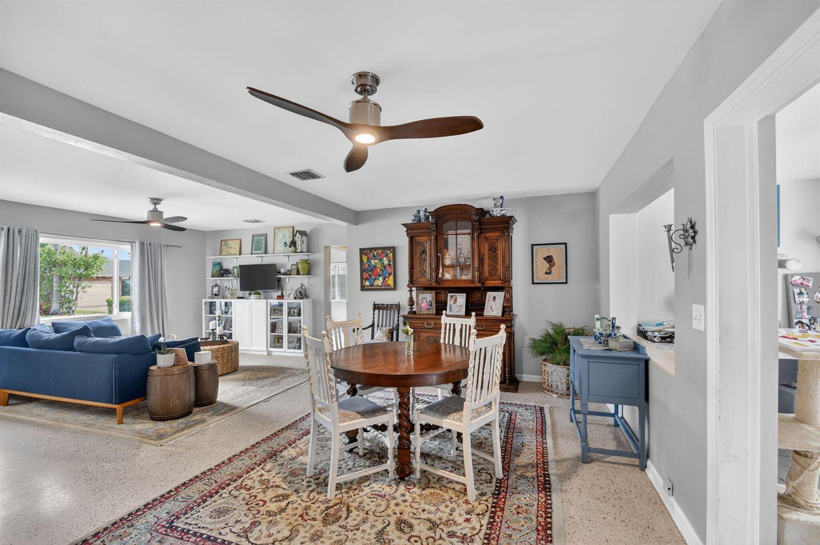 338 Edmor Road, West Palm Beach FL 33405 photo 4