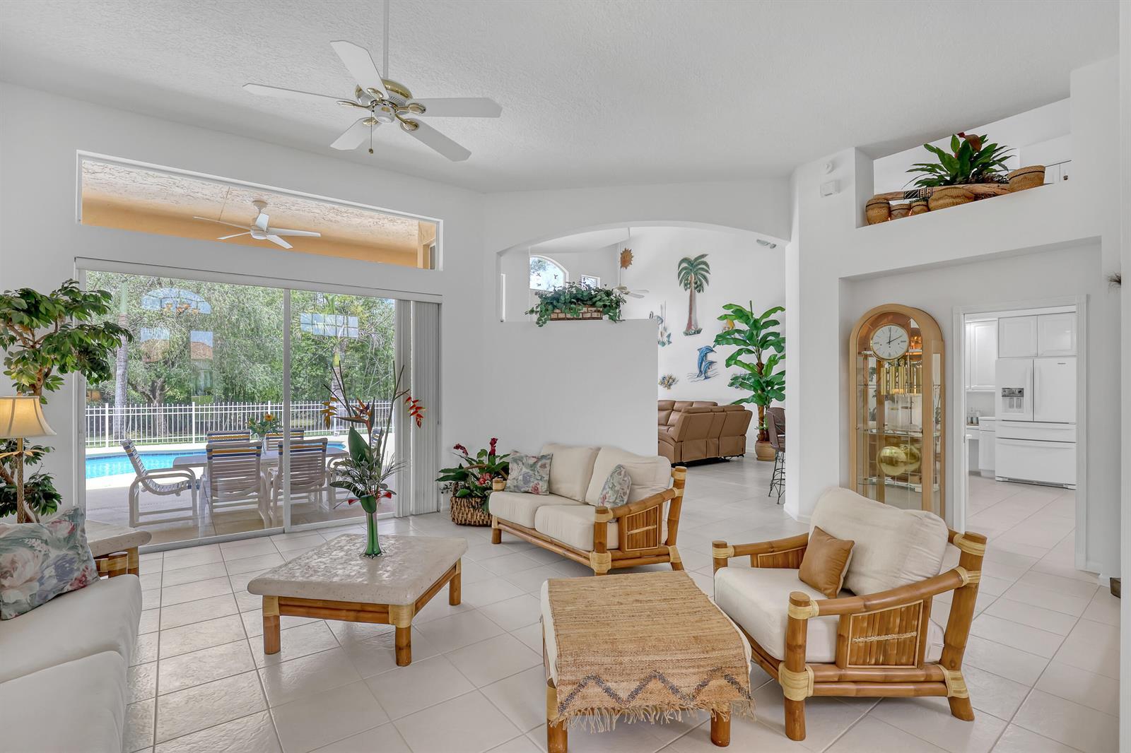 559 SW Squire Johns Lane, Palm City FL 34990 photo 5