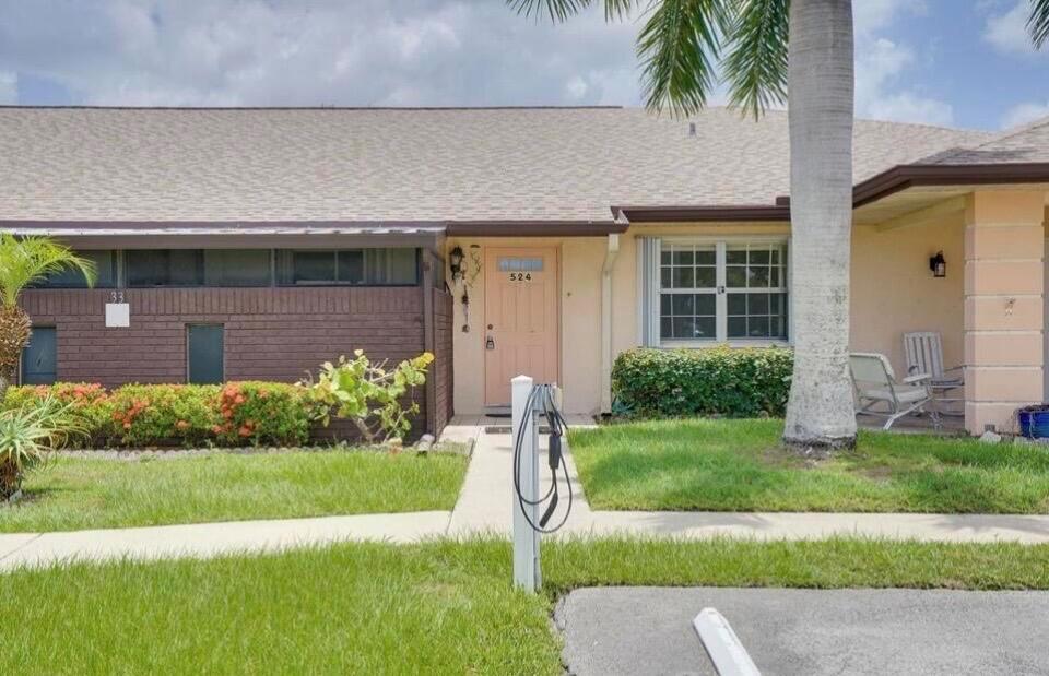 524 Ponderosa Drive # 33e, Fort Pierce FL 34982 photo 2