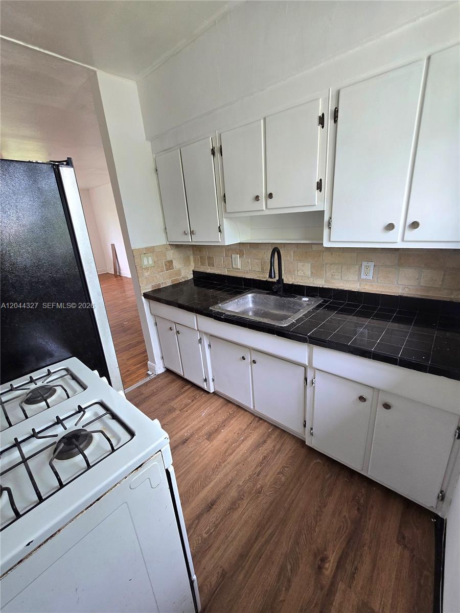 7035 Rue Granville # 3, Miami Beach FL 33141 photo 5