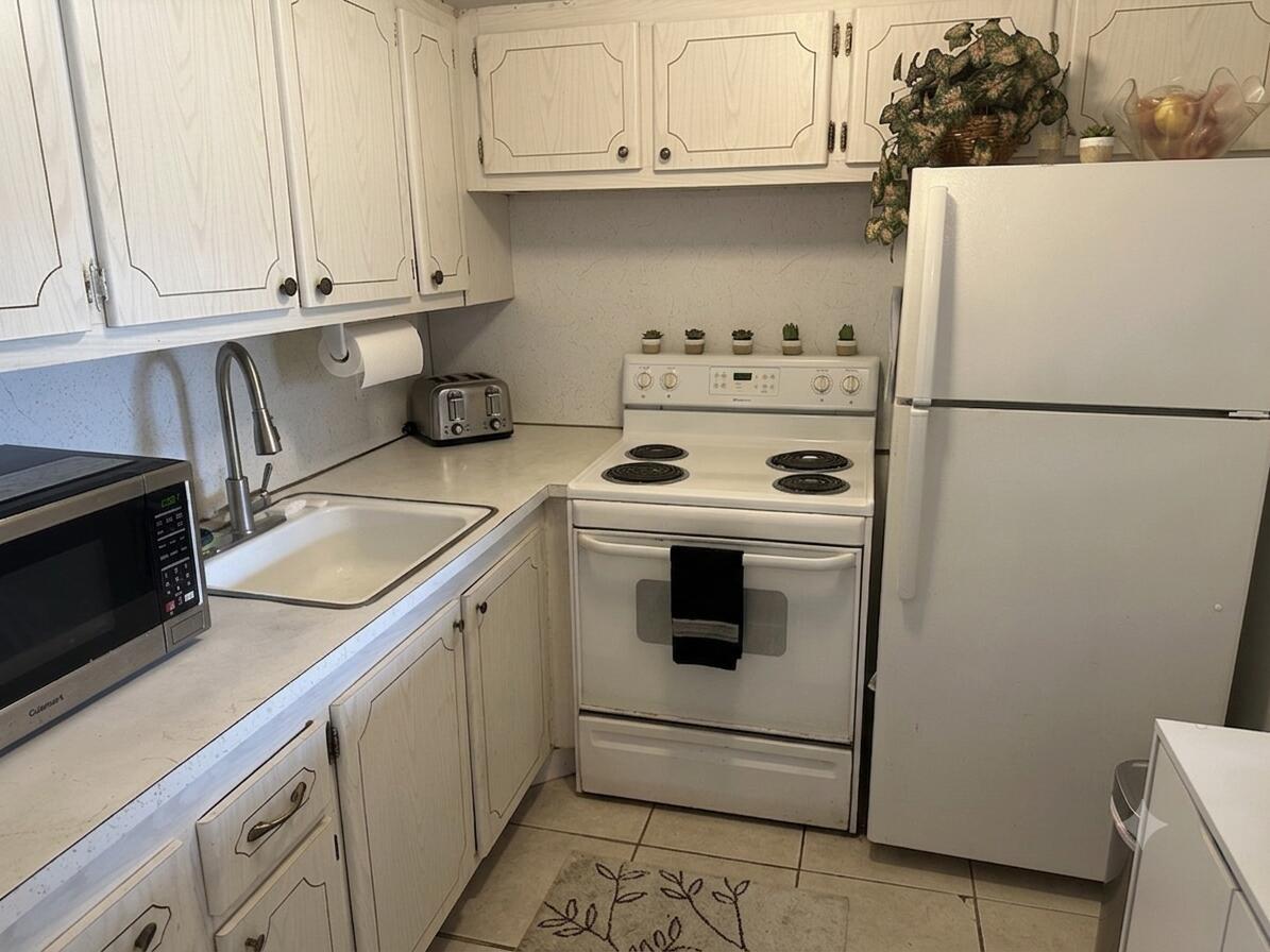 361 Windsor P, West Palm Beach FL 33417 photo 4