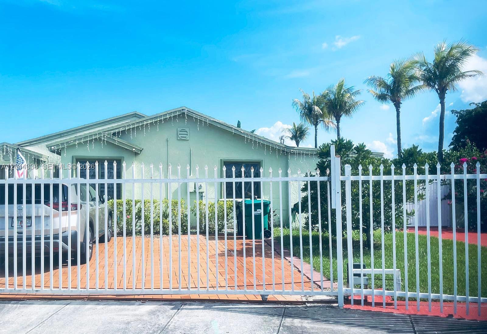 Miami, FL 33157 photo 3
