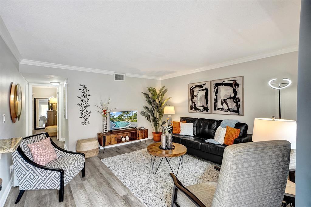 1125 NE 16th Place # 209, Fort Lauderdale FL 33305