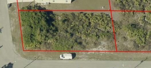 1607 Dora Avenue S, Lehigh Acres FL 33976 photo 3