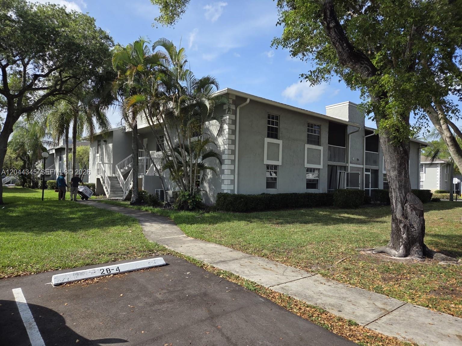 479 NE 210th Cir Ter # 28, Miami FL 33179