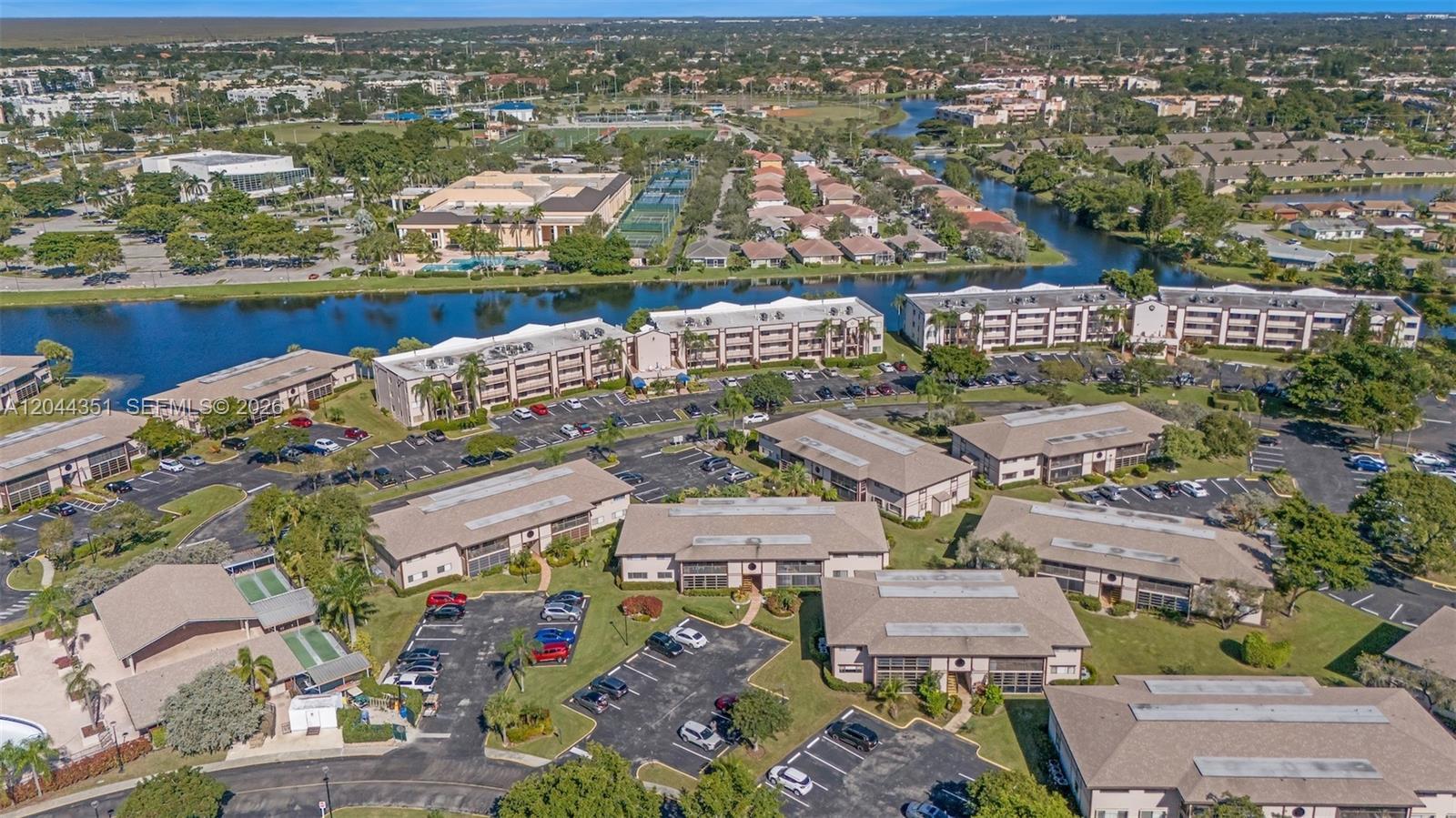 9994 N Belfort Cir # 210, Tamarac FL 33321