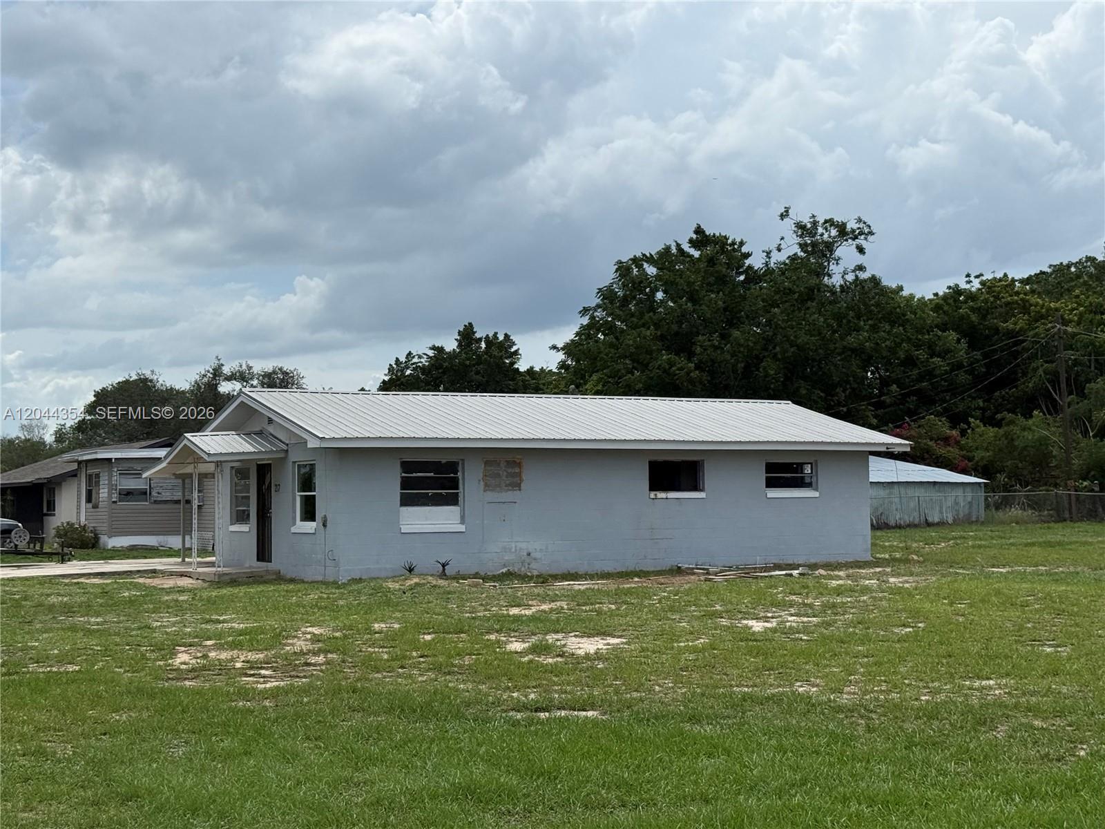 217 Palmetto St, Lake Placid FL 33852 photo 2