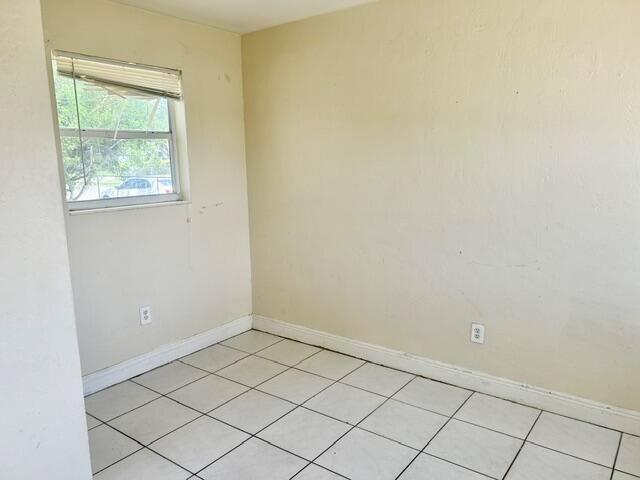 5320 SW 25th Court, West Park FL 33023 photo 5
