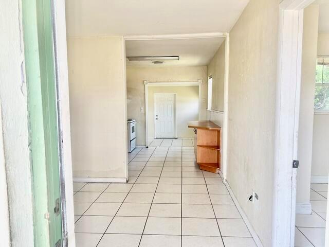 5320 SW 25th Court, West Park FL 33023 photo 4