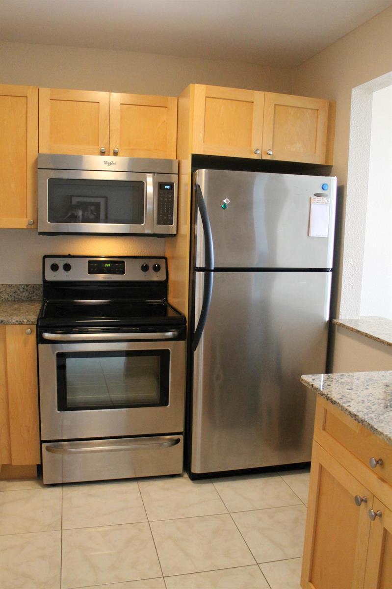 1830 Embassy Drive # 411, West Palm Beach FL 33401 photo 5