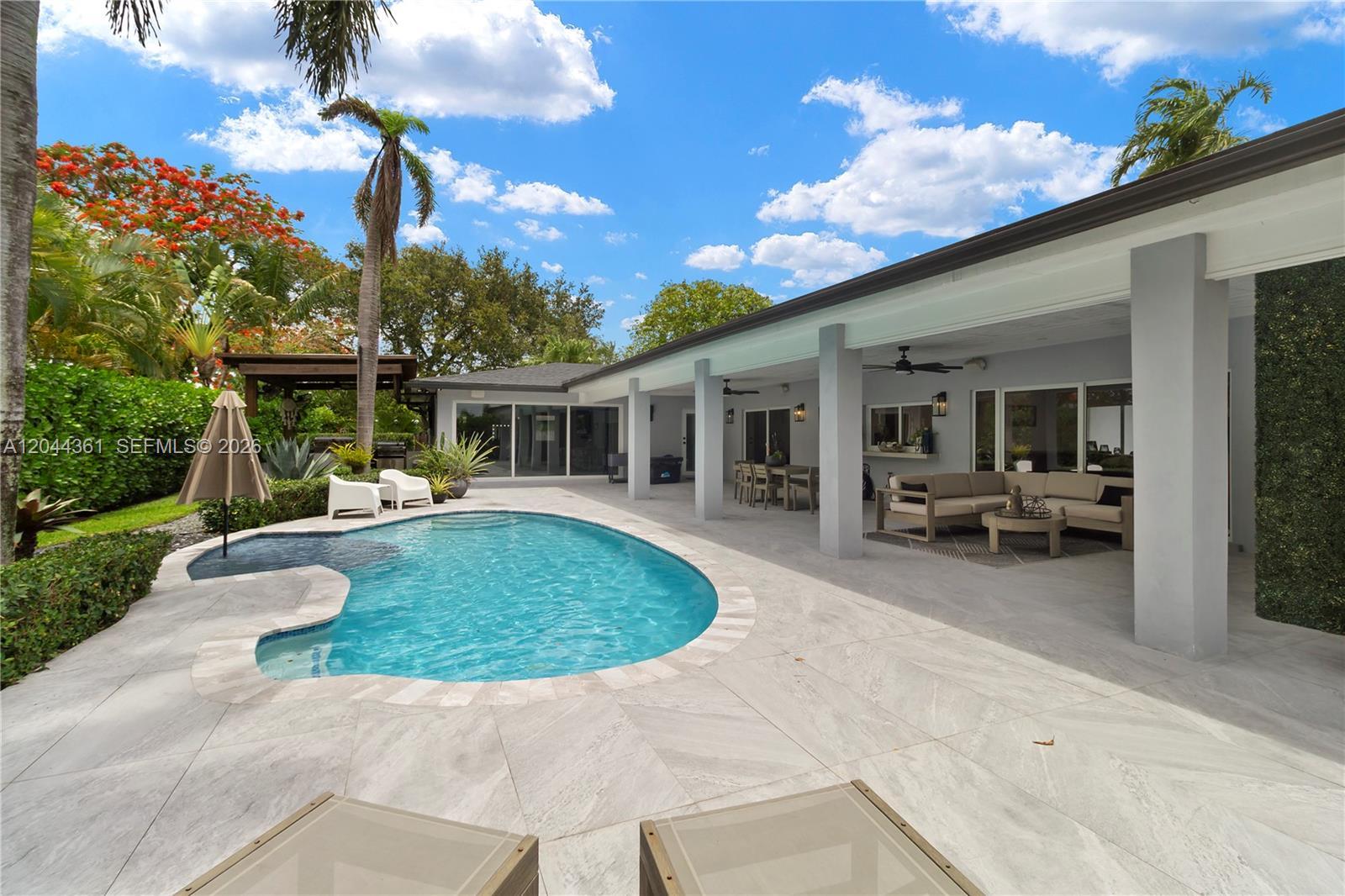 12900 SW 112th Ave, Miami FL 33176