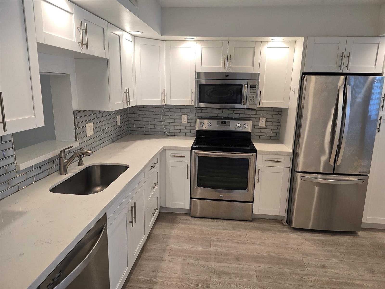 2103 Lucaya Bend # C1, Coconut Creek FL 33066 photo 2