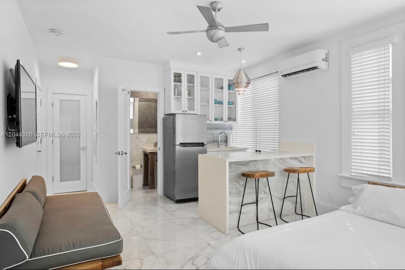 739 2nd St # 6, Miami Beach FL 33139 photo 4