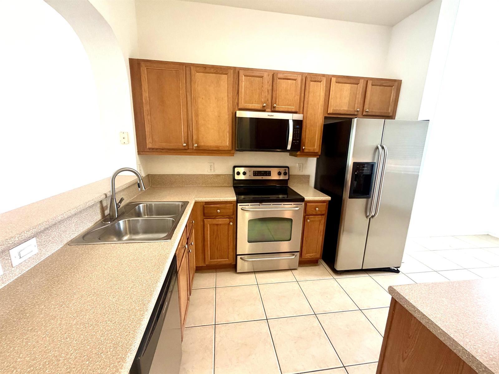 3600 Oaks Clubhouse Drive # 309, Pompano Beach FL 33069 photo 3