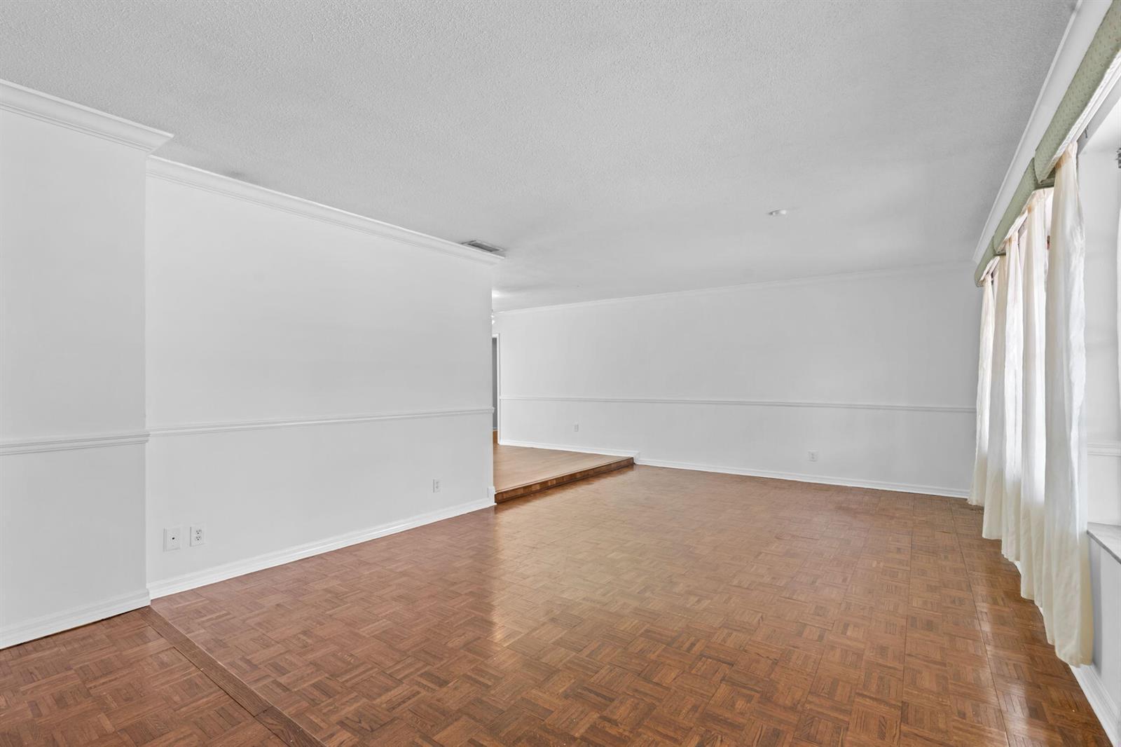 2140 NE 206th Street, Miami FL 33179 photo 3