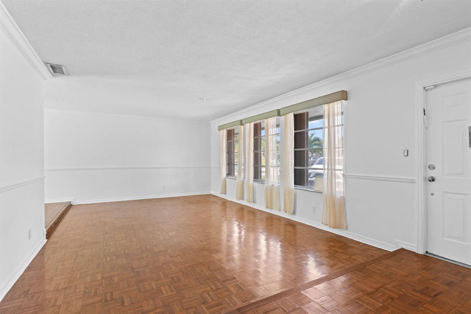 2140 NE 206th Street, Miami FL 33179 photo 5