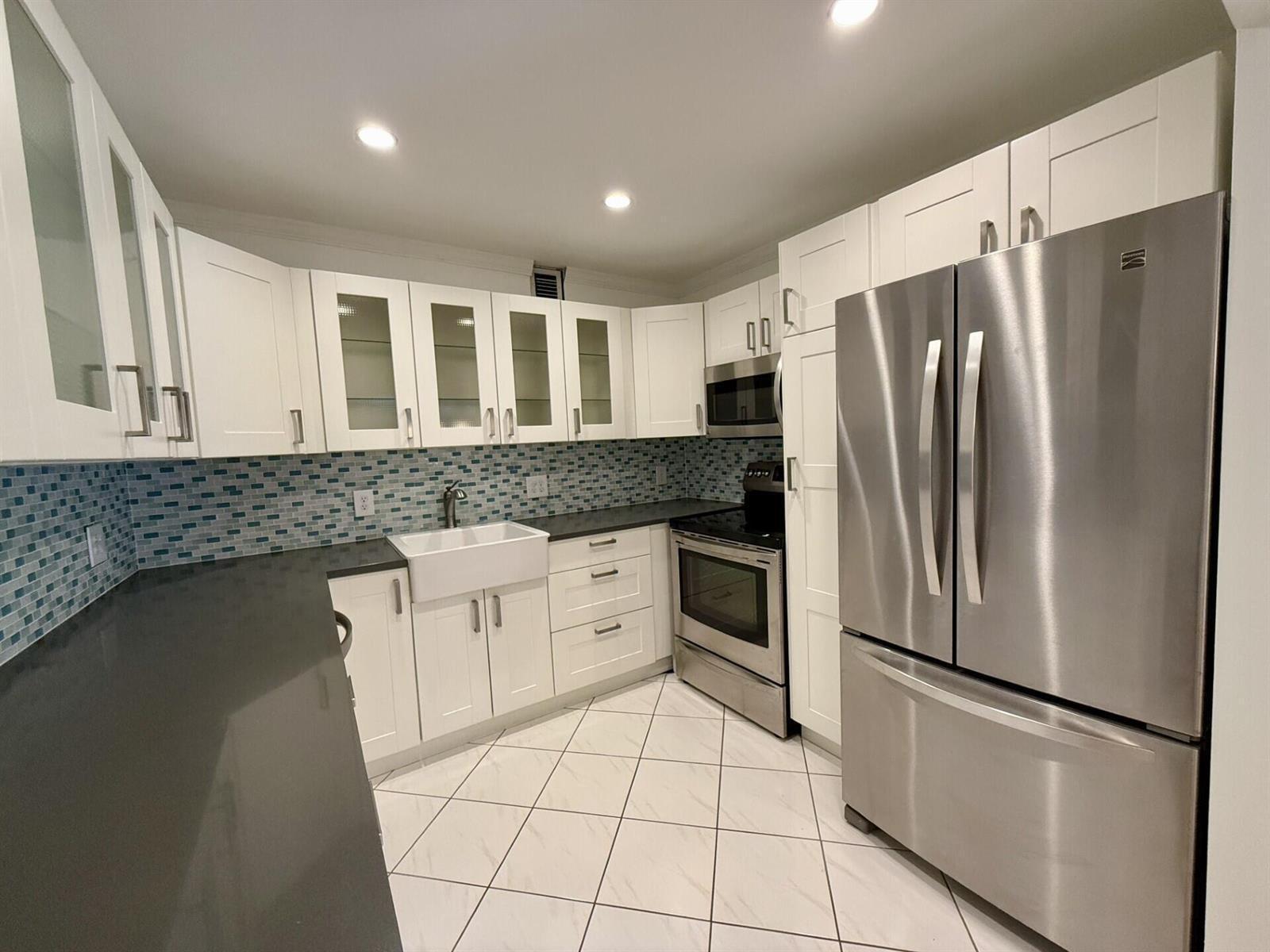 22 Somerset A # 22, West Palm Beach FL 33417 photo 3