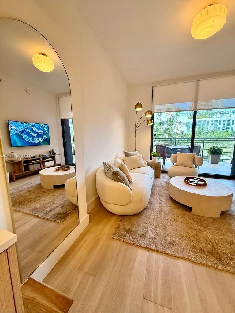 90 NE 32 # 302, Miami FL 33137 photo 2