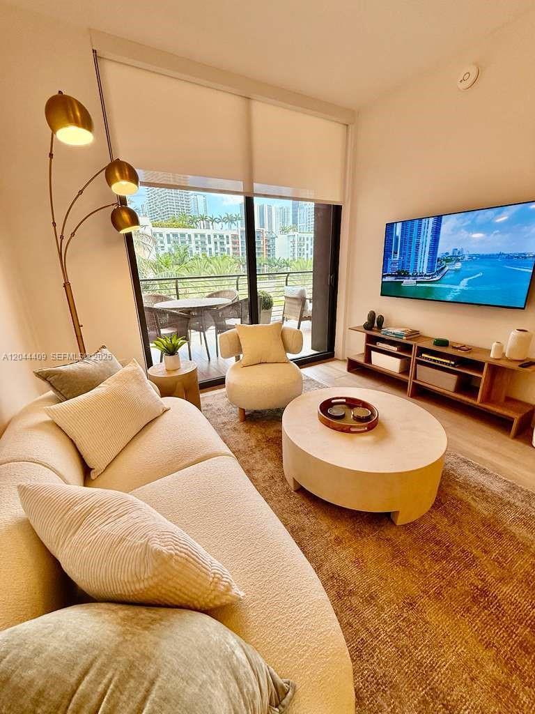 90 NE 32 # 302, Miami FL 33137 photo 5