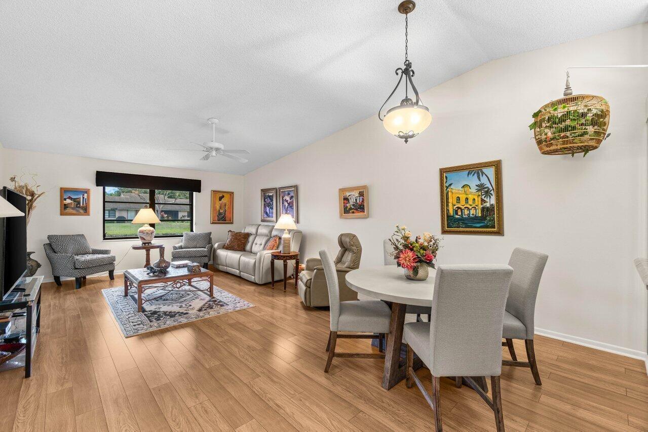 8286 Springlake Drive, Boca Raton FL 33496 photo 2