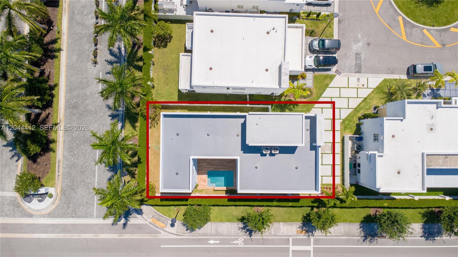 10381 NW 67th Ter, Doral FL 33178 photo 4