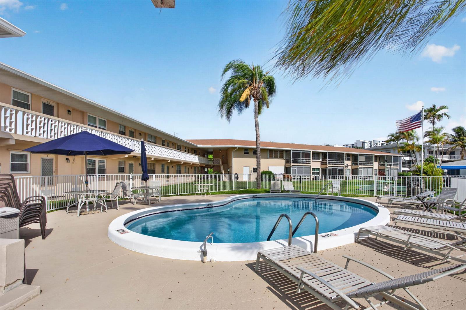 298 SE 6th Avenue # 9, Pompano Beach FL 33060 photo 3
