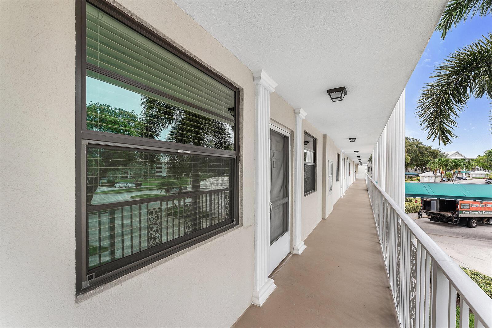 6097 Balboa Circle # 202, Boca Raton FL 33433 photo 2
