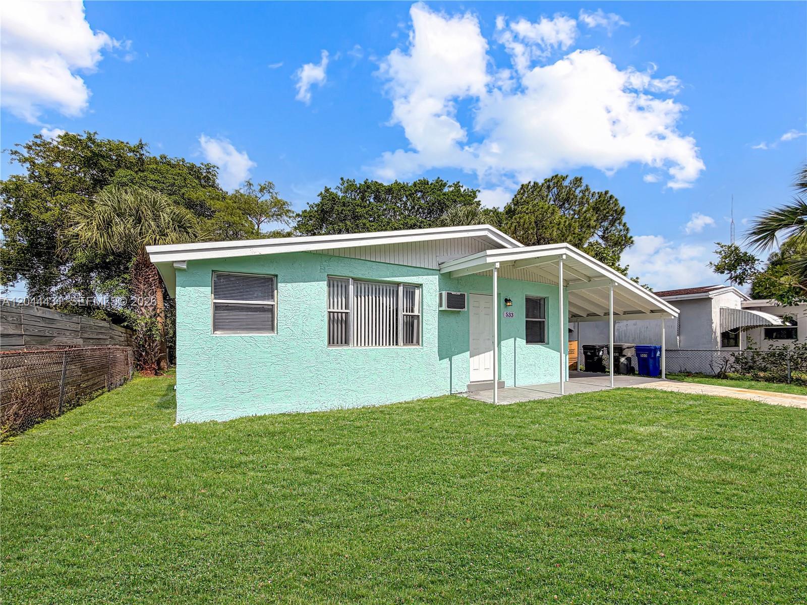 533 NW 15th Way, Fort Lauderdale FL 33311 photo 2