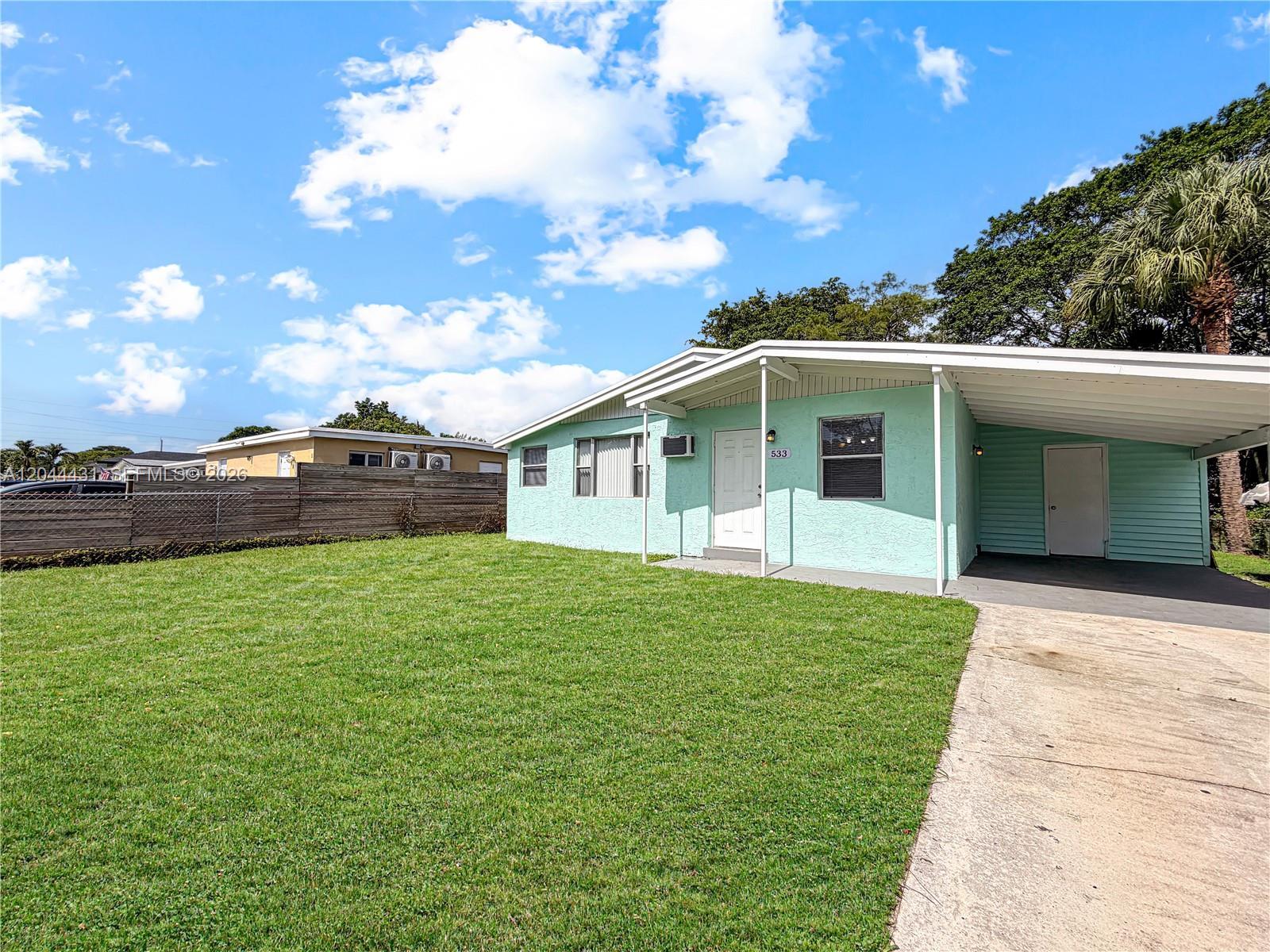 533 NW 15th Way, Fort Lauderdale FL 33311