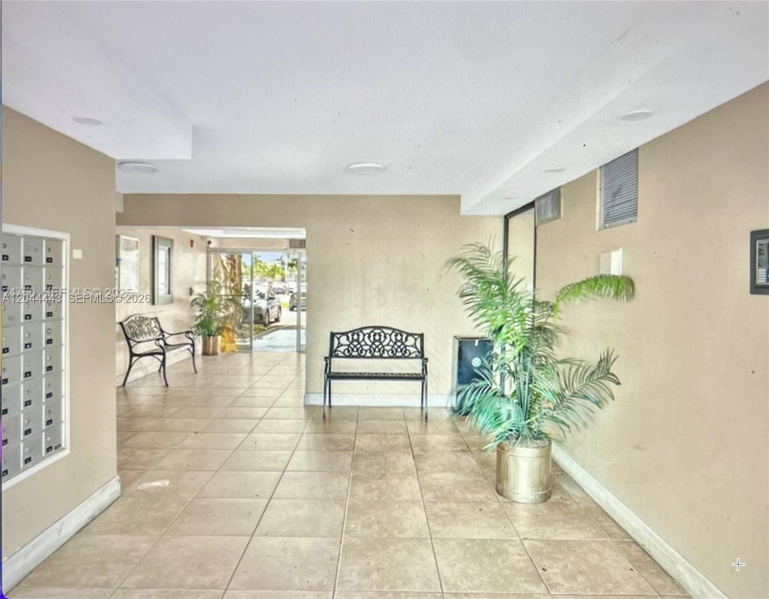 1780 NE 191st St # 2, Miami FL 33179 photo 4
