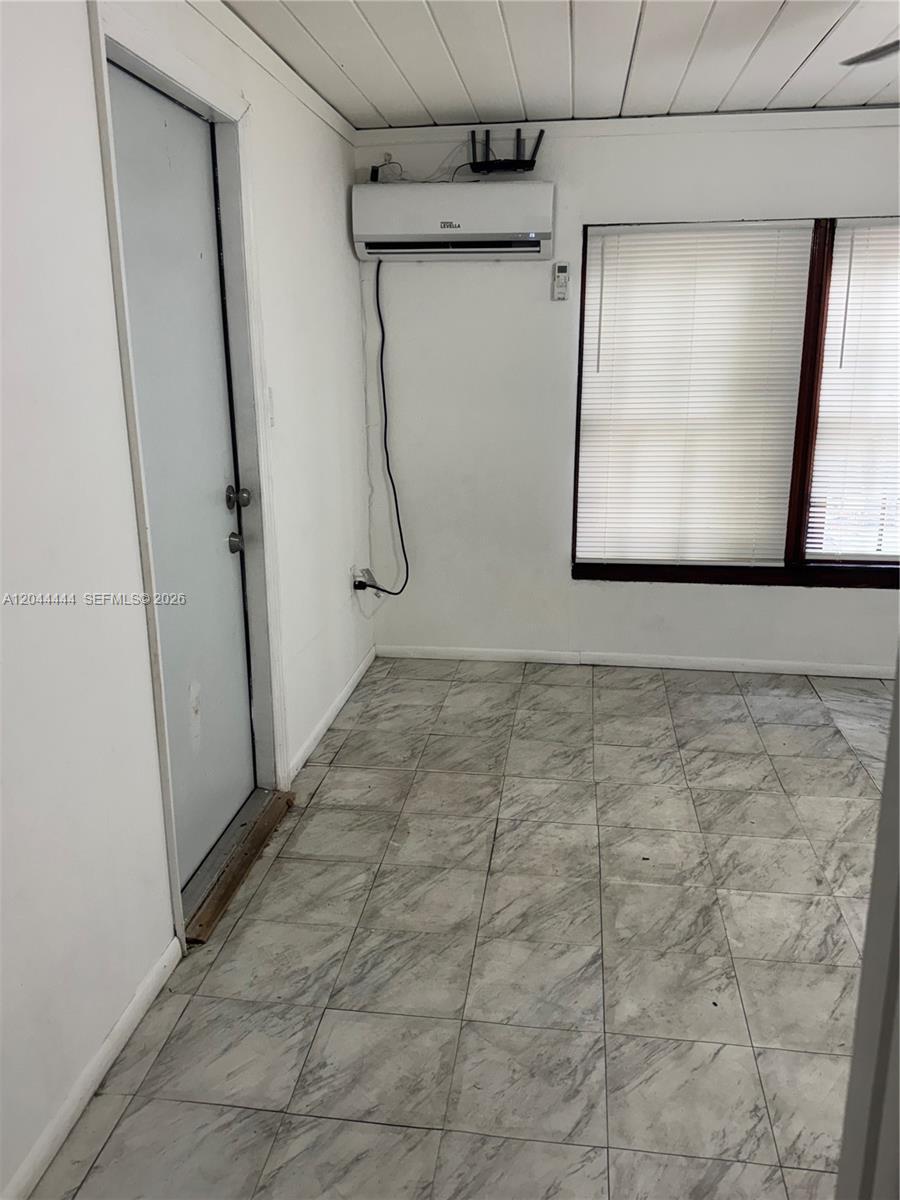 3271 (REAR 1-bedroom) NW 15th St, Miami FL 33125 photo 5
