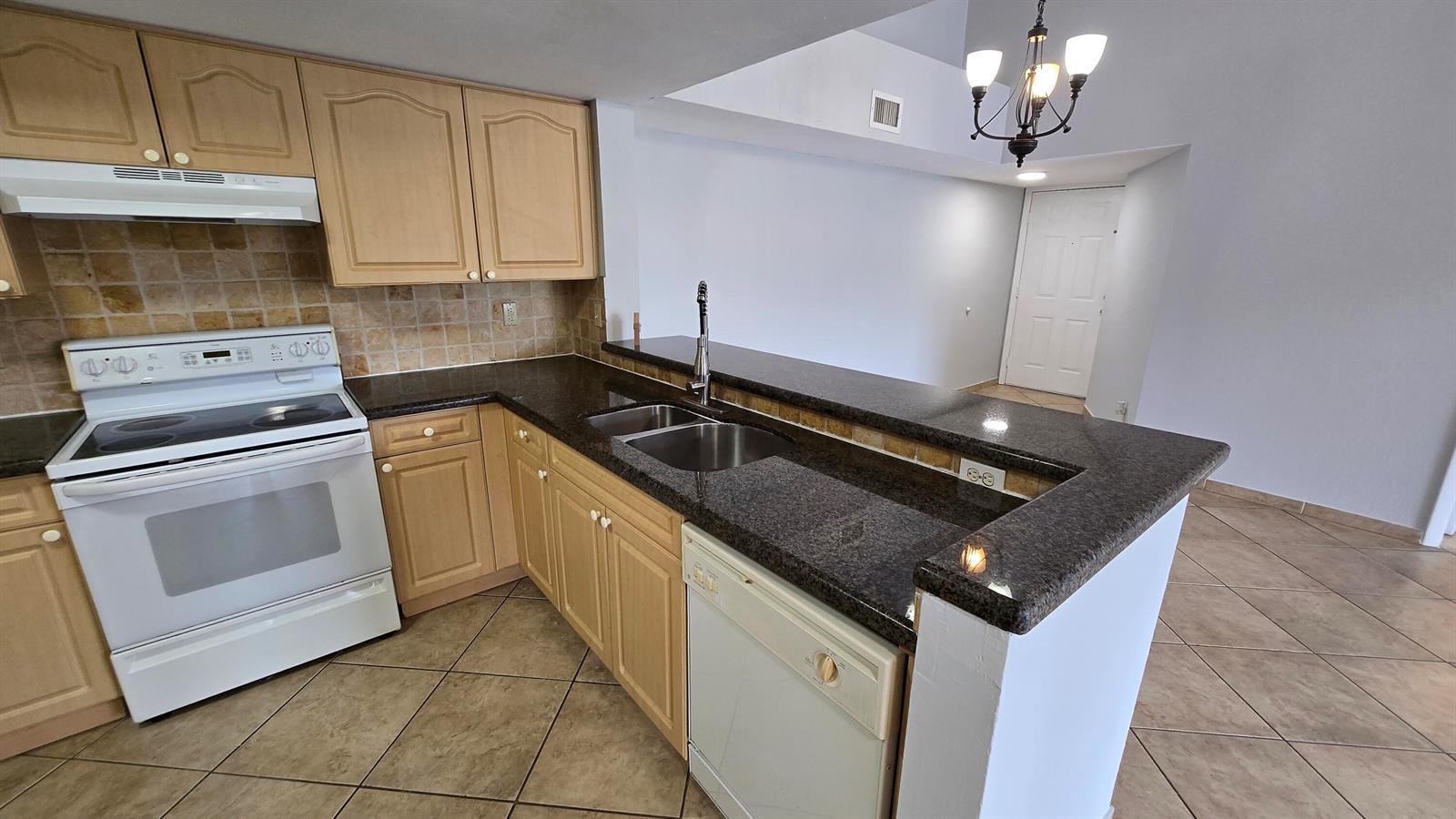 9066 W Atlantic Boulevard # 436, Coral Springs FL 33071