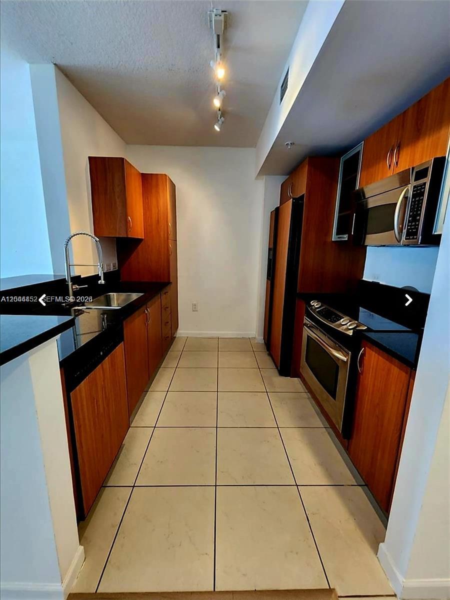 18800 NE 29th Ave # 1007, Aventura FL 33180 photo 5