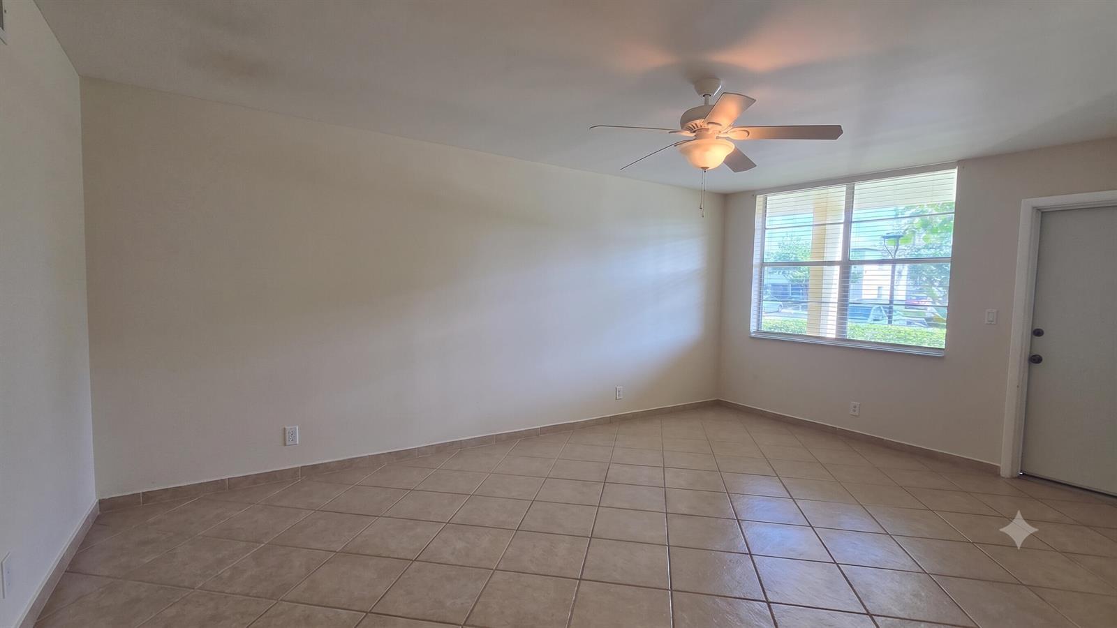 2400 NE 10th Street # 108, Pompano Beach FL 33062 photo 2